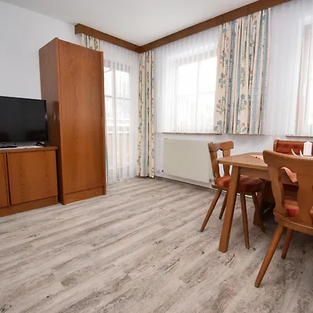 Alpenglueck ביחלבאך