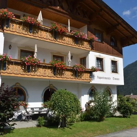 Alpenglueck Apartment *